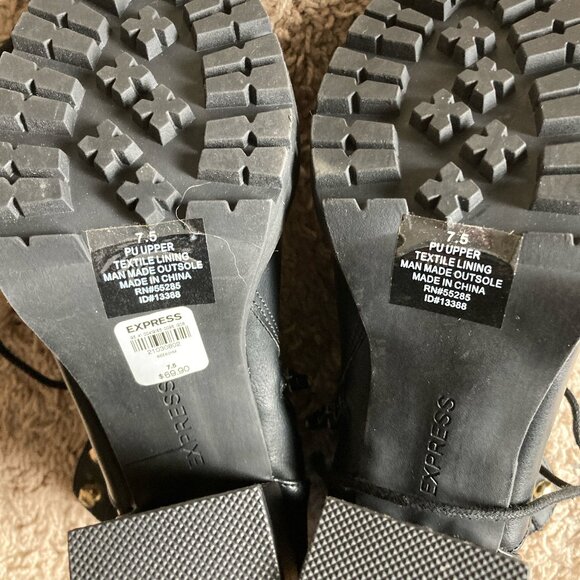 Express Faux Leather High Heel Ankle Boots Size 7.5 LIKE NEW Biker Date Night - Picture 4 of 6